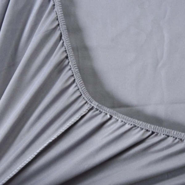 PROTECTOR DE COLCHON IMPERMEABLE - ANTIFLUIDOS TALLA 1.5 PLAZAS PLOMO