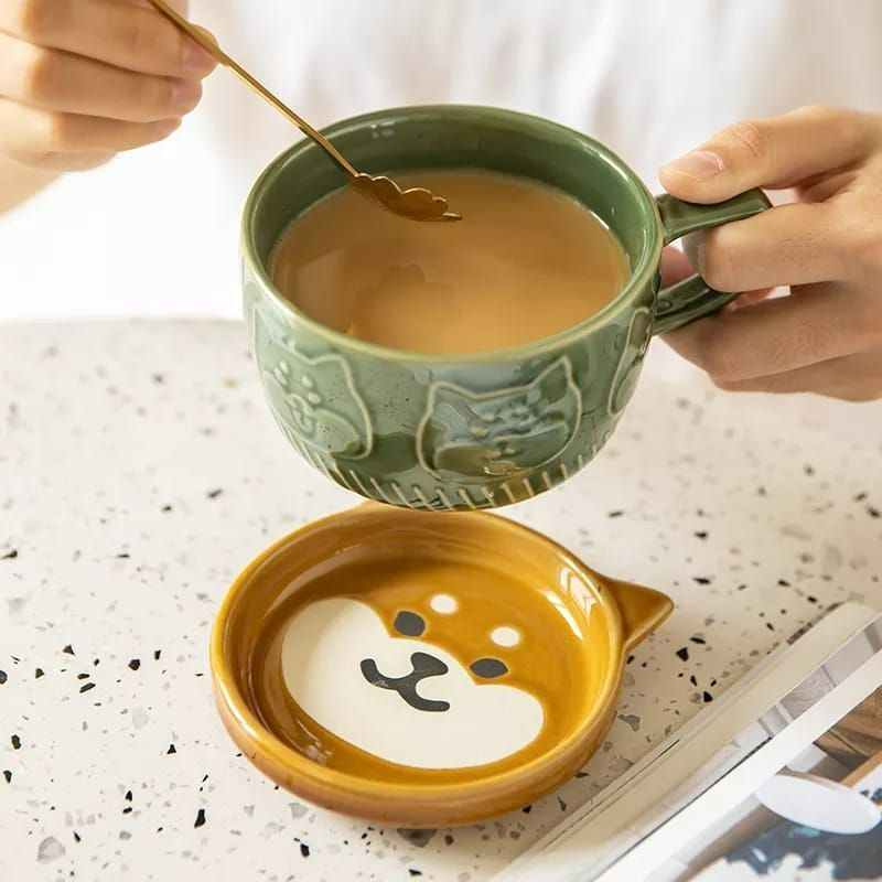 TAZA DE JUEGO CON PLATO DISEÑO DE ANIMALES KAWAI COLECCIONABLES GATO BEIGE