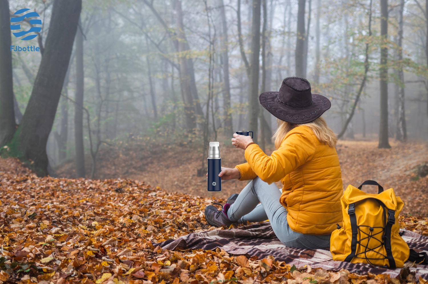 FJBOTTLE - TERMO CON AISLAMIENTO Y TAPA LIBRE DE BPA EN FORMA DE TAZA 600ML - AZUL